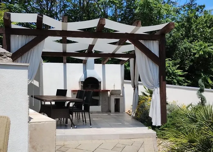 Apartments Villa Diamant With Pool & Whirlpool