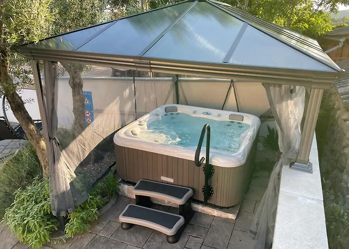 Apartments Villa Diamant With Pool & Whirlpool