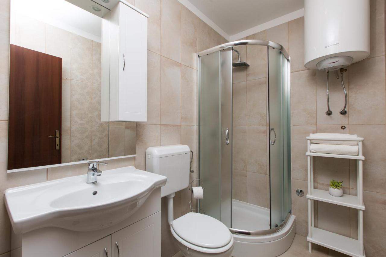 Apartment Diamant With Pool & Whirlpool