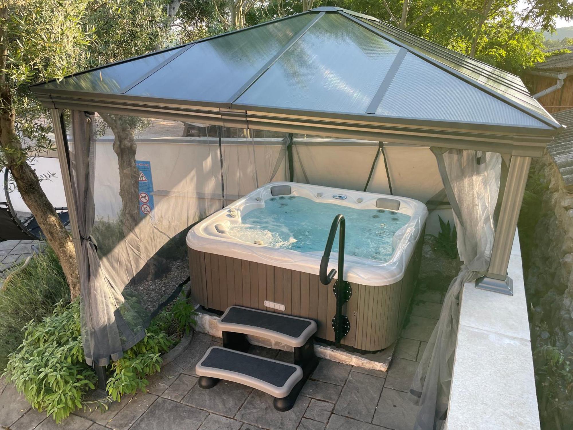 Diamant With Pool & Whirlpool Apartment