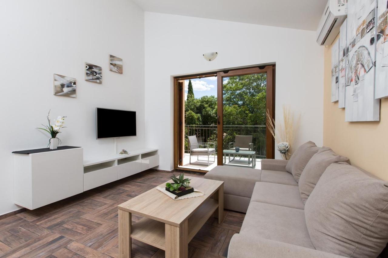 Apartmán Diamant With Pool & Whirlpool Čižići